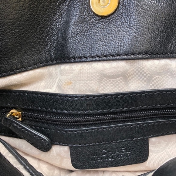 Michael Kors Black Hamilton Medium Bag - Picture 7 of 12